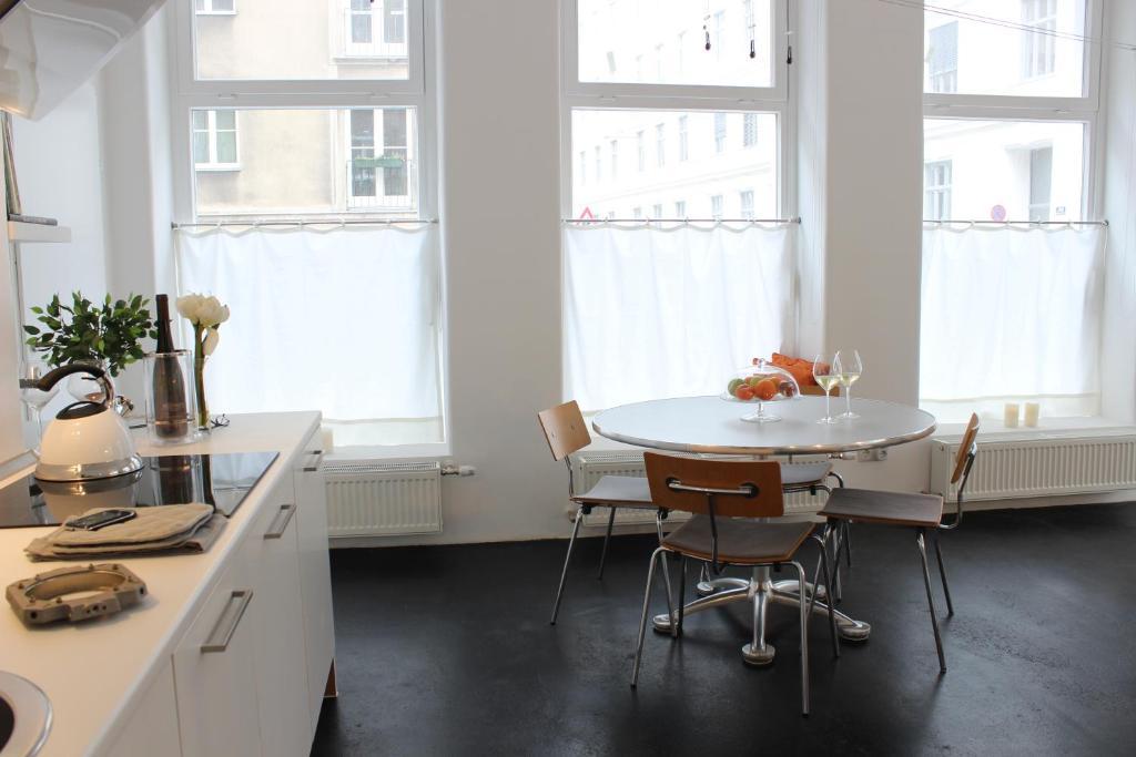 Streetview Wien - Premium Apartment Beim Belvedere Chambre photo